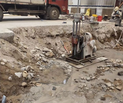 蒙自公路下沉压浆
